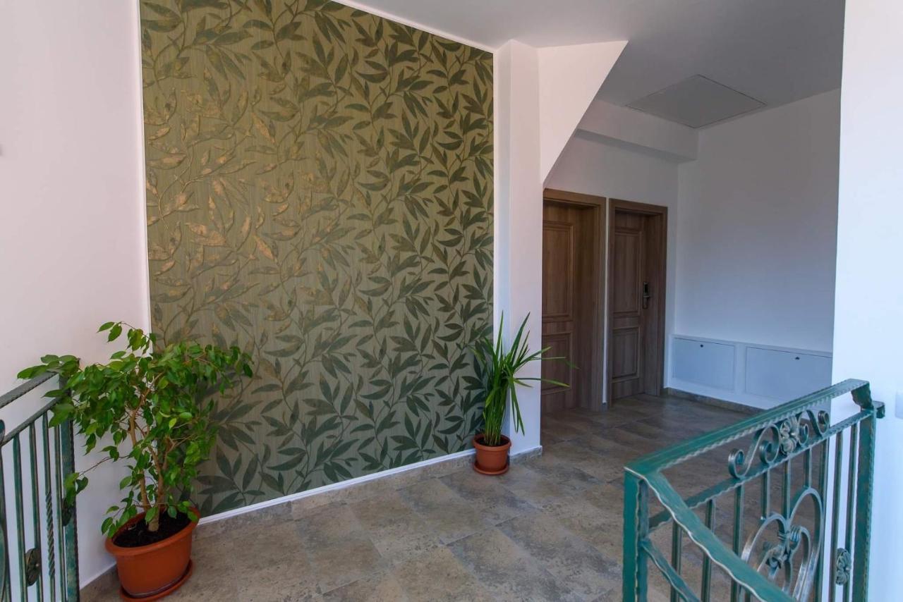 Interbelic Vibe Appartement Cluj-Napoca Buitenkant foto